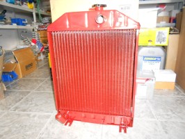 IMT 577 hladnjak vode 5 saća