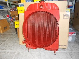 IMT 539 hladnjak vode 4 saća